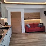 Posta Apartment *