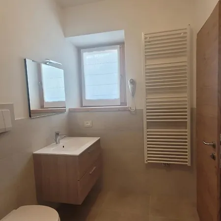Apartment Posta Colle Santa Lucia