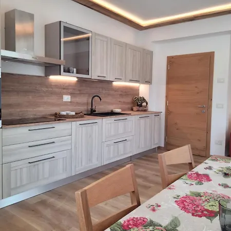 Posta Apartment